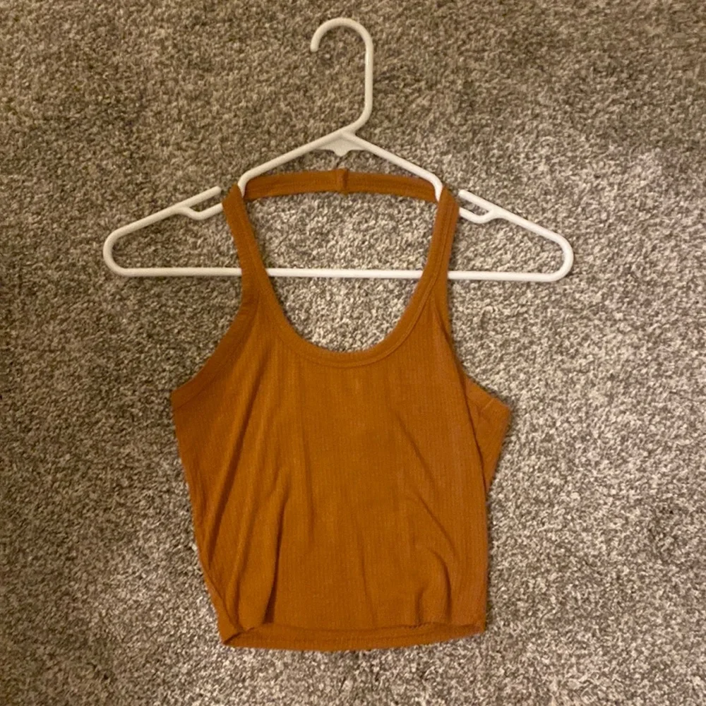 Yellow crop top - Picture 1 of 2